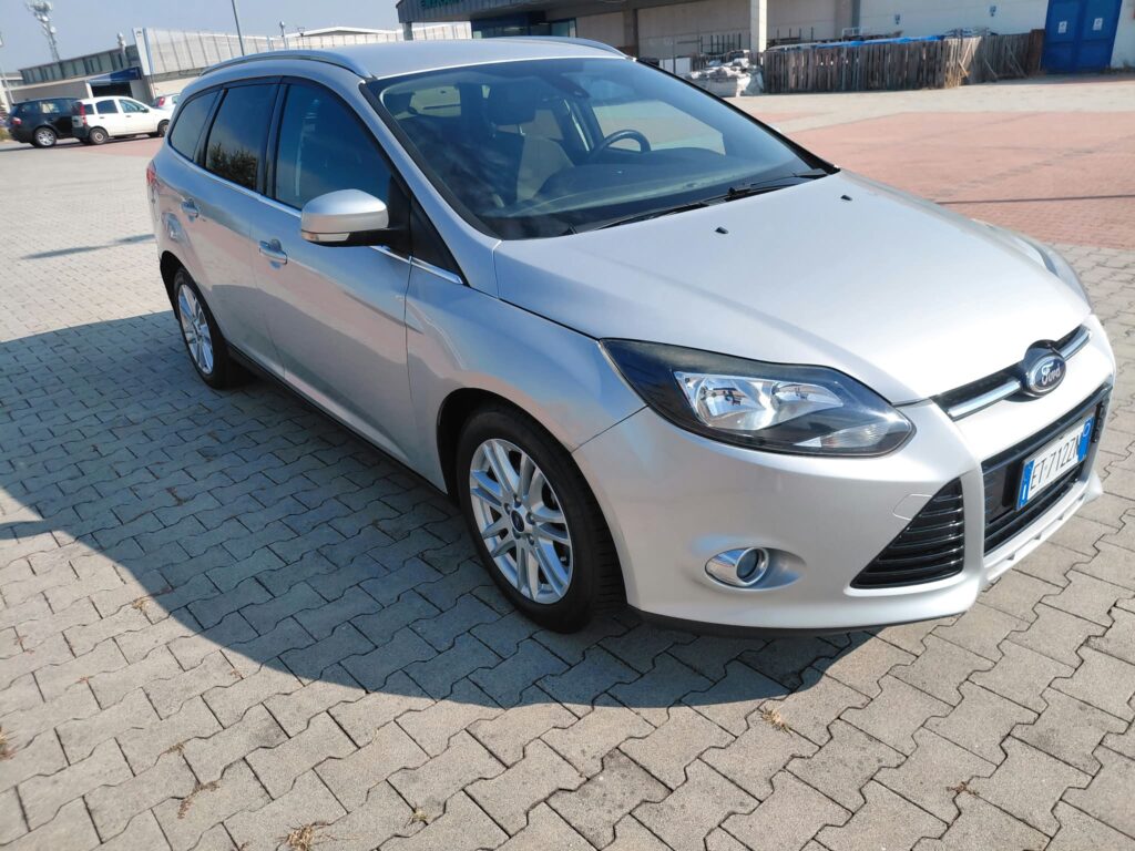 FORD FOCUS 1.6 TDCi SW "Individual" – EURO 5B