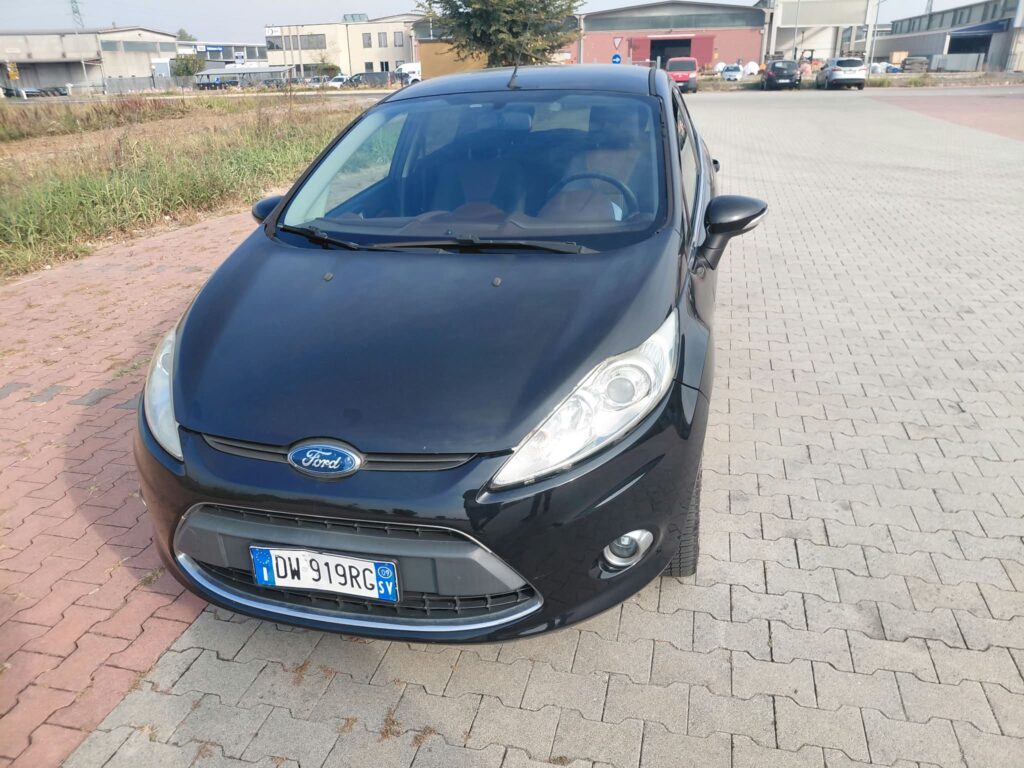 FORD FIESTA 1.4 TDCi 68CV – Allestimento Titanium (5 Porte)