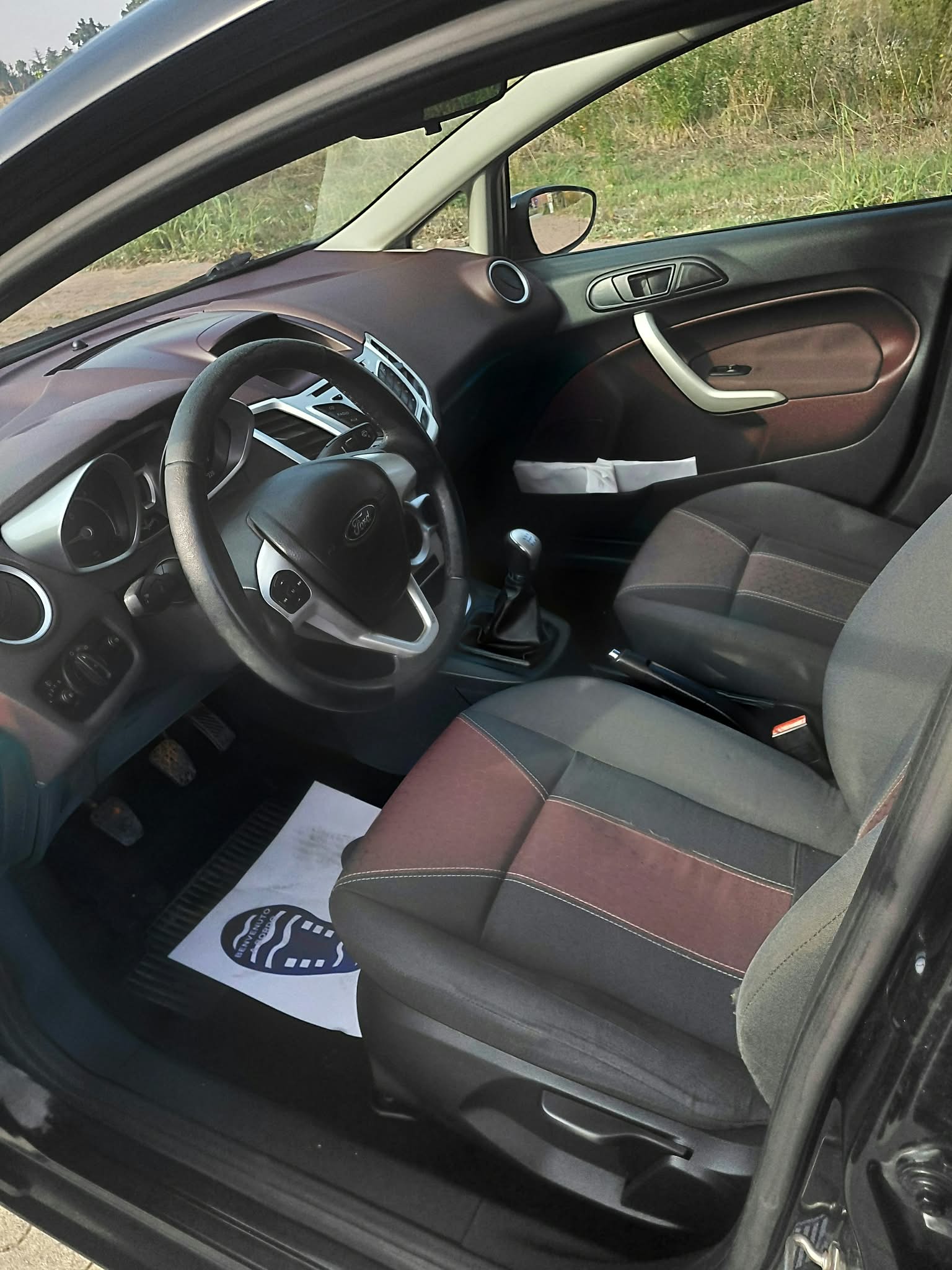 FORD FIESTA 1.4 TDCi 68CV – Allestimento Titanium (5 Porte) - immagine 5