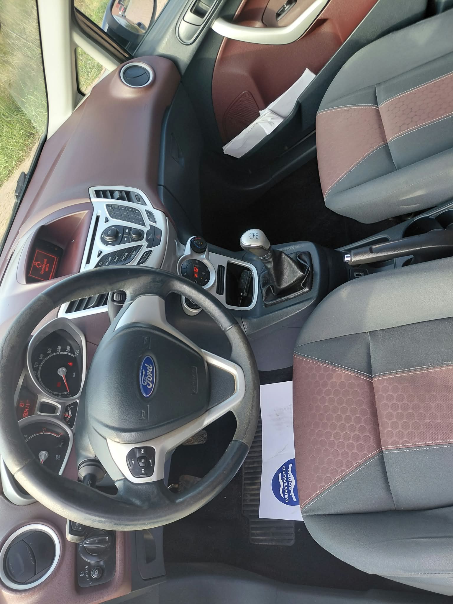 FORD FIESTA 1.4 TDCi 68CV – Allestimento Titanium (5 Porte) - immagine 7