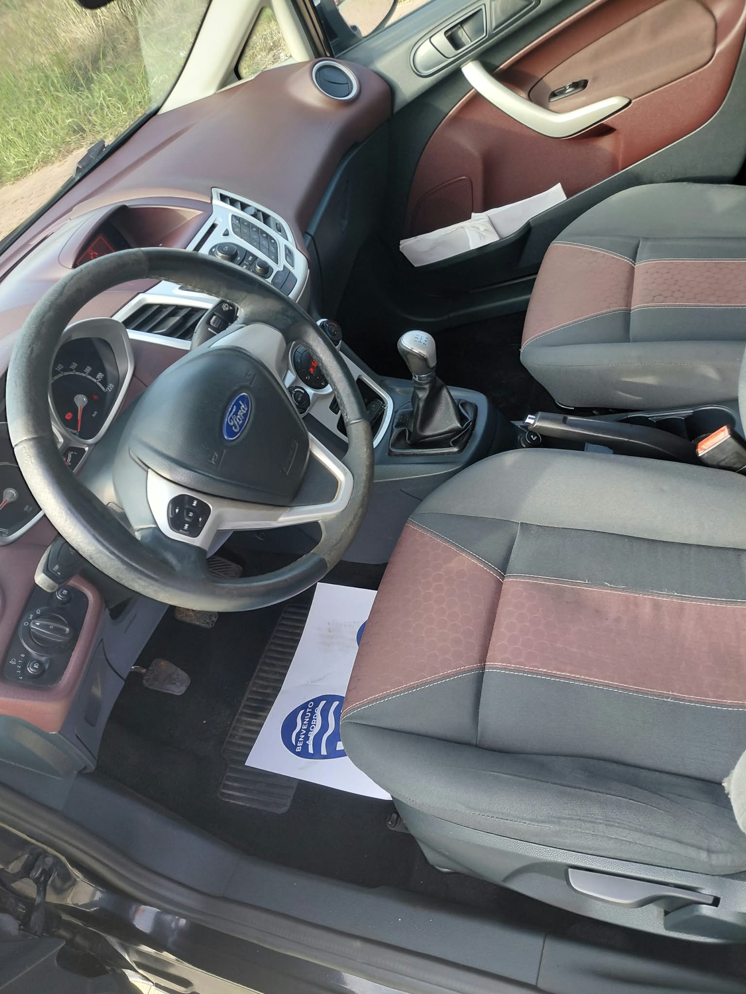 FORD FIESTA 1.4 TDCi 68CV – Allestimento Titanium (5 Porte) - immagine 10